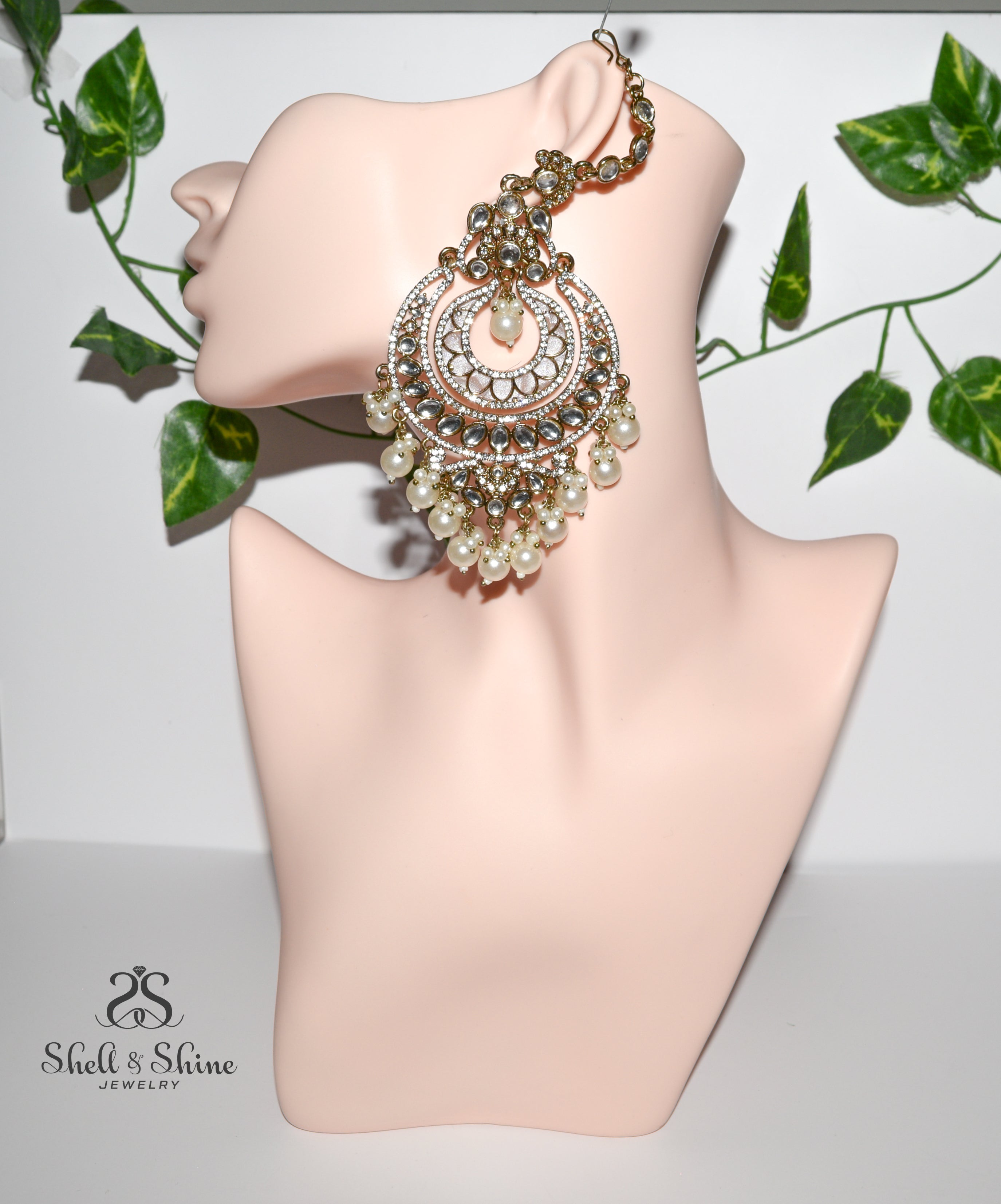 Falak Chandbali