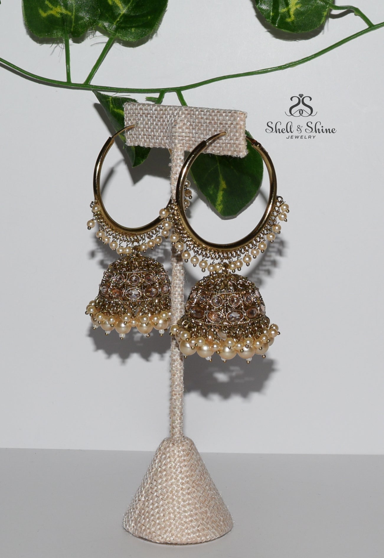 Chaand Jhumka