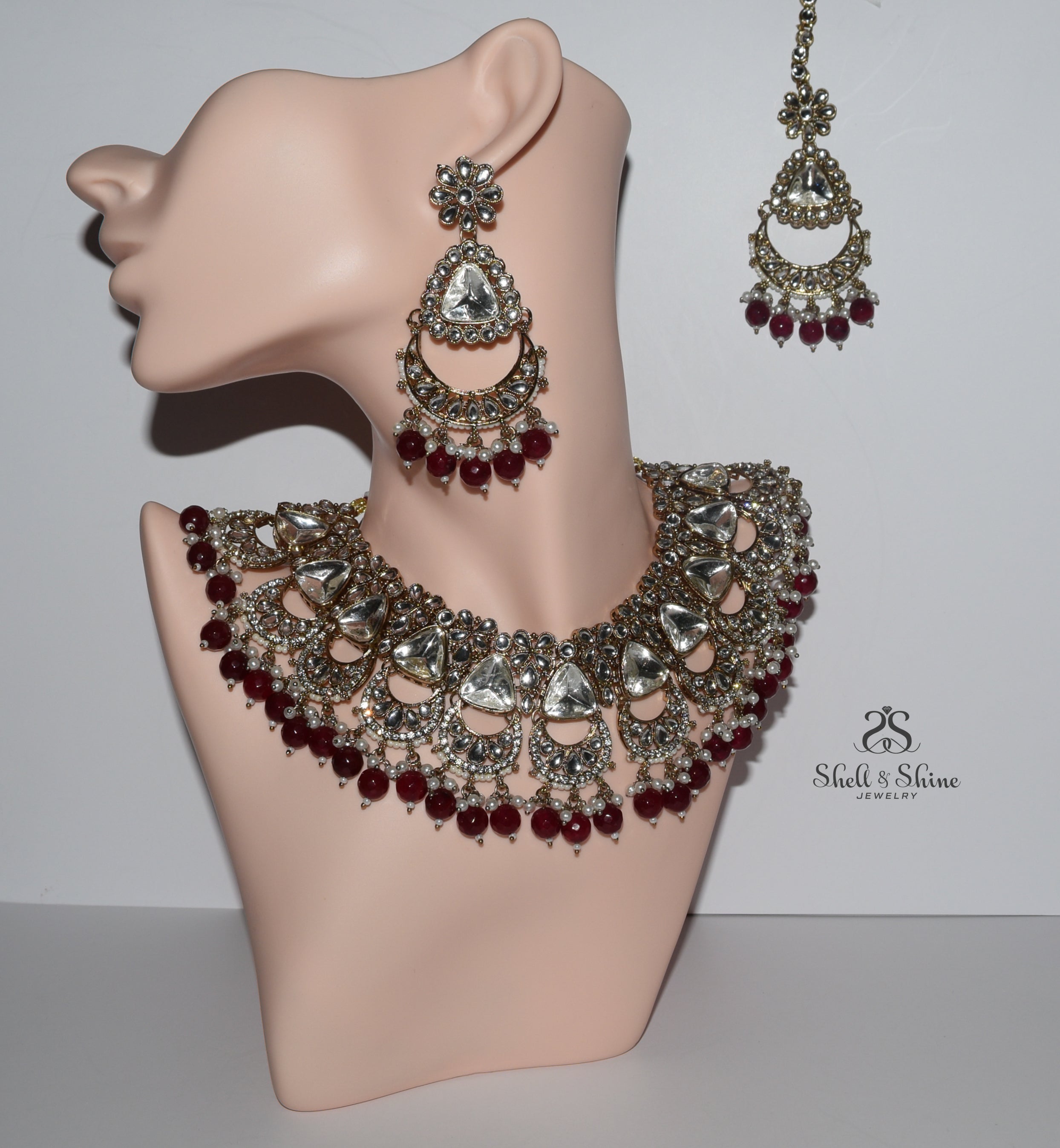 Meherbano Kundan Set